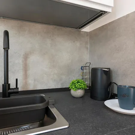 Quiet And Bright With A Balcony And Ac Appartamento *